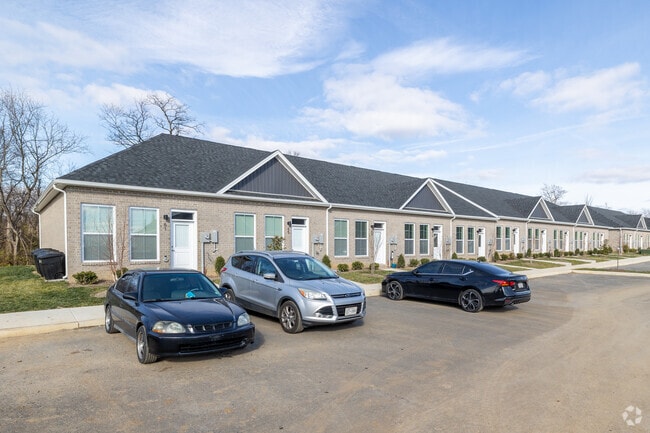 Building Photo - Sader Townhomes