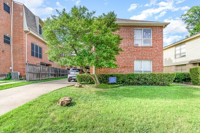 Building Photo - 3329 Rosedale Ave