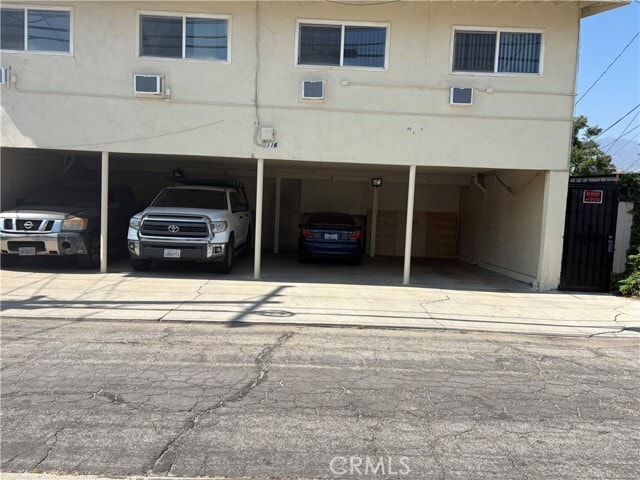 Primary Photo - 116 Fano St