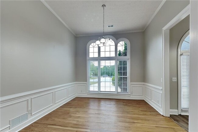 Building Photo - 2239 Cluster Ln