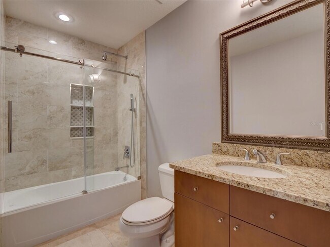 Building Photo - 100 S Eola Dr