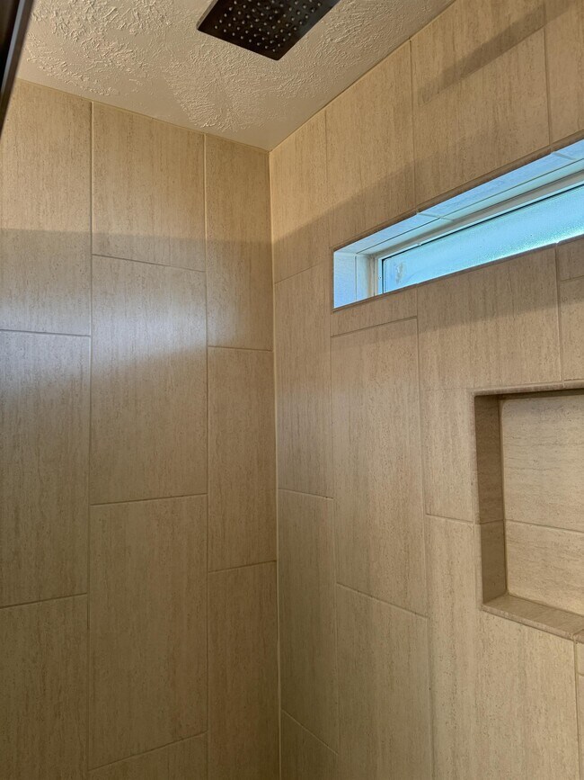 Building Photo - 225 Karten Ln