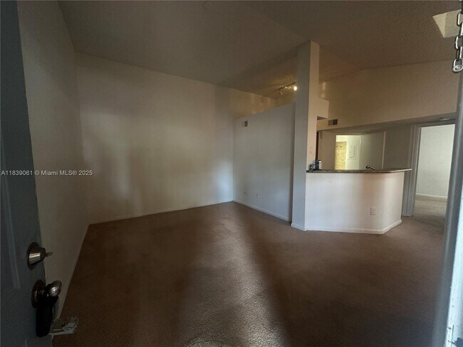 Building Photo - 1125 Crystal Way