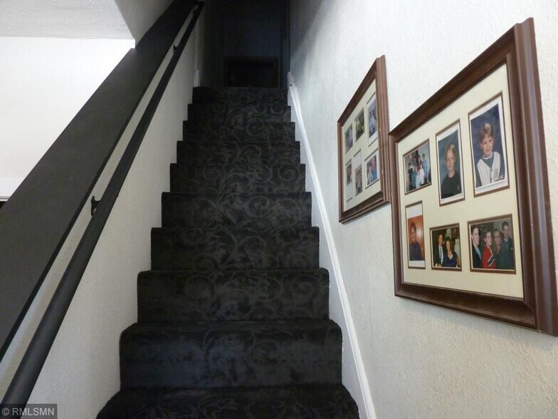 Building Photo - 204 Carroll St