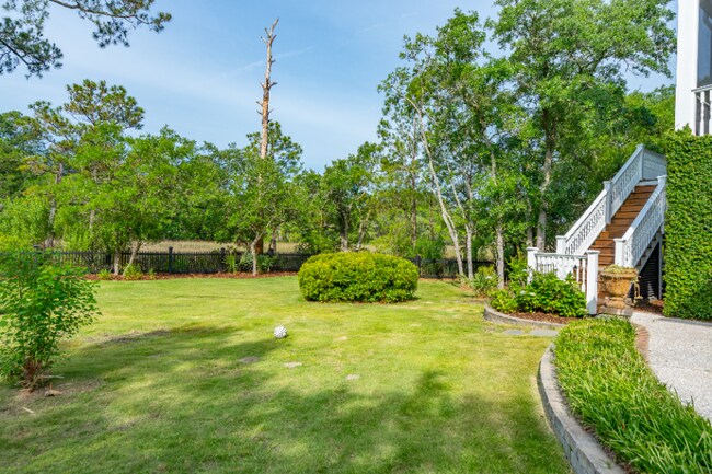 Building Photo - 6BD/5BA Custom Home for Lease in Daniel Island Park