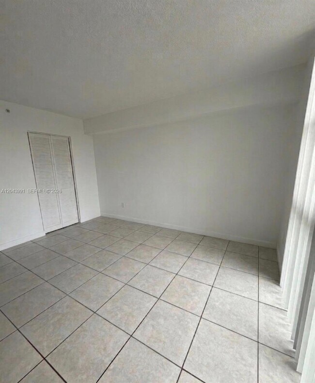 Building Photo - 2055 SW 122nd Ave