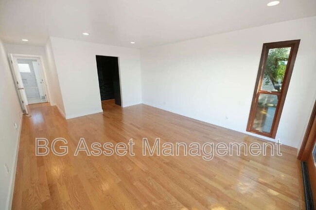 Building Photo - 1411 Arlington Blvd