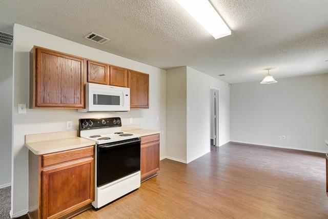 Building Photo - 937 Canary Dr