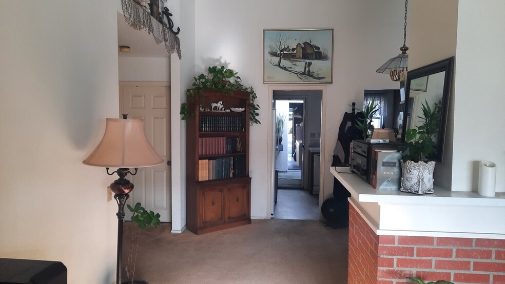 Building Photo - 114 Oxford