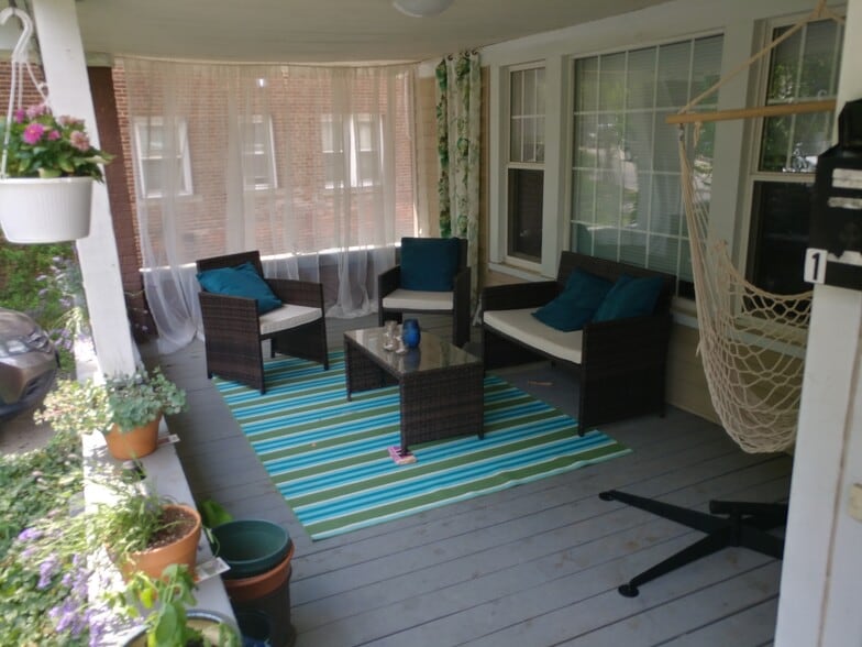 Porch 1 - 1686 Eddington Rd