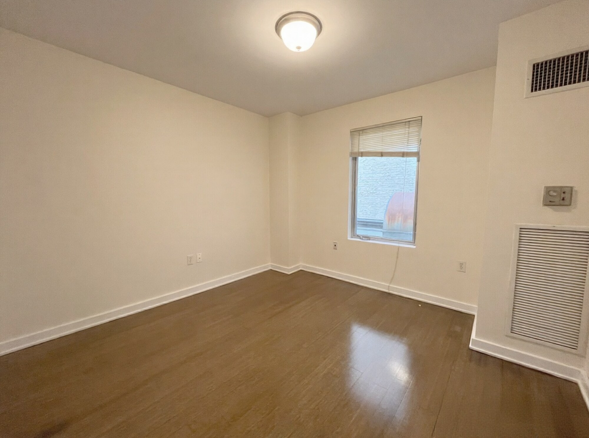 Building Photo - 41 Boylston St