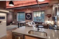 Building Photo - 710 Colorado St