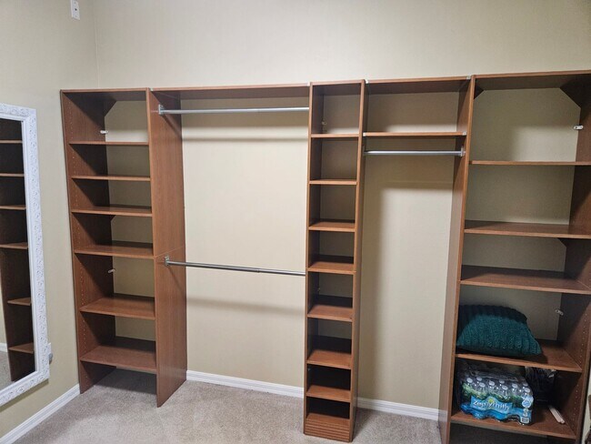 Building Photo - "Move in with a 12-month lease starting November 1st and enjoy the rest of October free!”