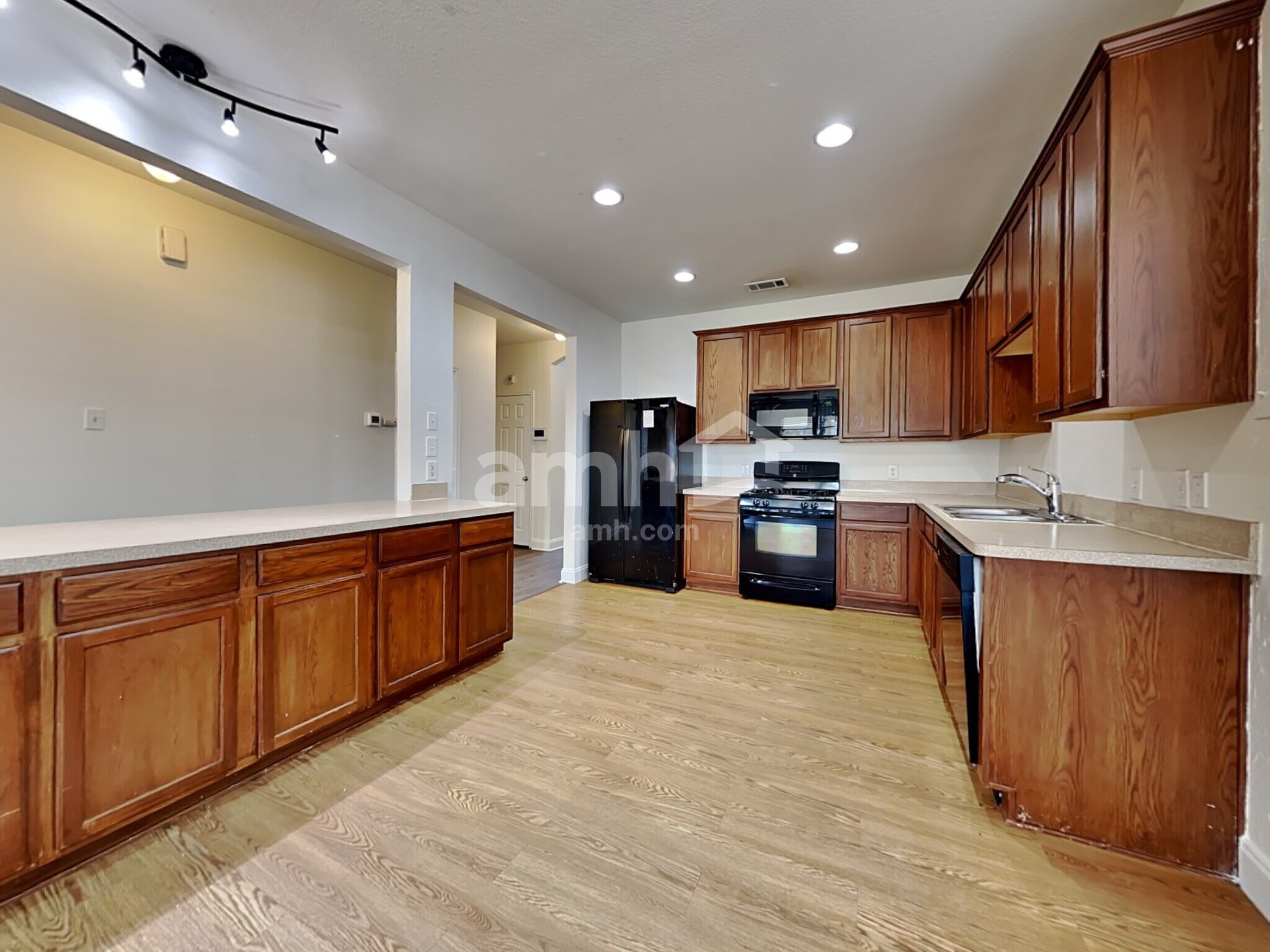 Building Photo - 4301 Summer Star Ln