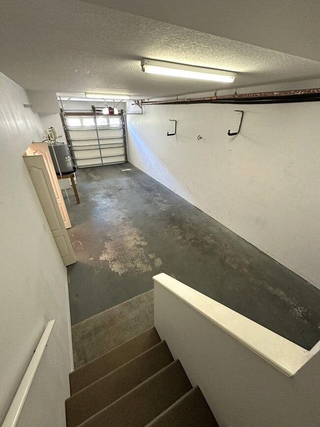 Building Photo - TIERRA VERDE - Updated Unfurn. Annual - 3 ...