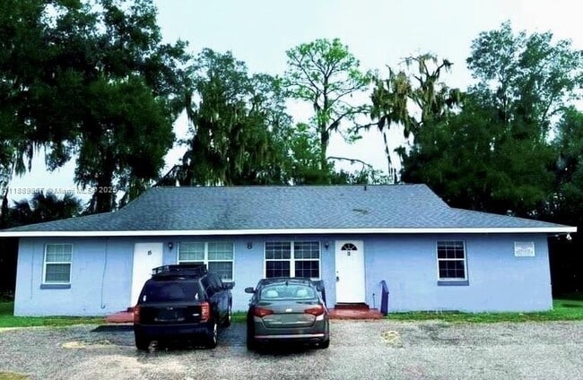 Primary Photo - 11 NW 21st Pl