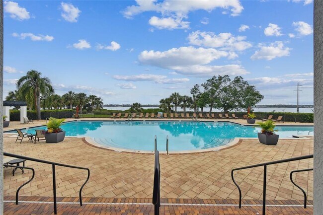 Building Photo - 920 Tidewater Shores Loop