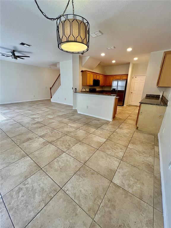 Building Photo - 2509 Silvermoss Dr