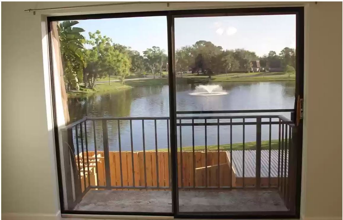 Building Photo - 306 3rd Ln