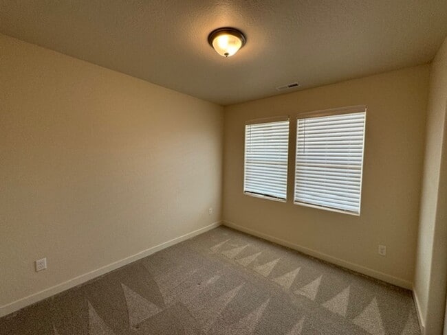 Building Photo - Newer Construction with Updates Through out