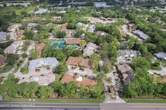 Building Photo - 9012 Scarsdale Ct