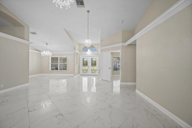 Building Photo - 5450 NW South Crisona Ct