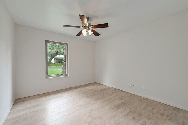 Building Photo - 3326 Clarksburg Dr