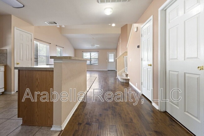 Building Photo - 5109 Brookline