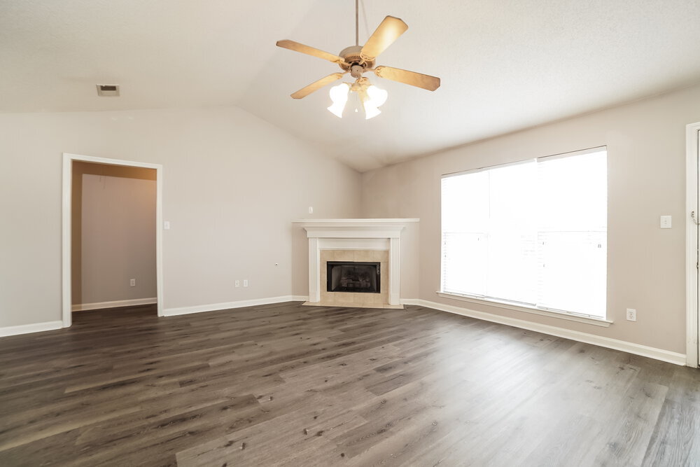 Building Photo - 6541 Sandbourne E