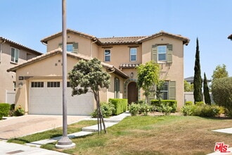 Building Photo - 5929 Spelthorne Ln