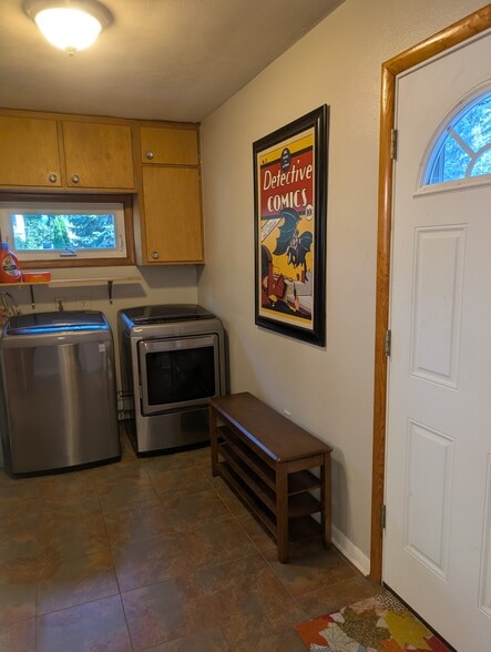 Mudroom and laundry - 2421 Upham St