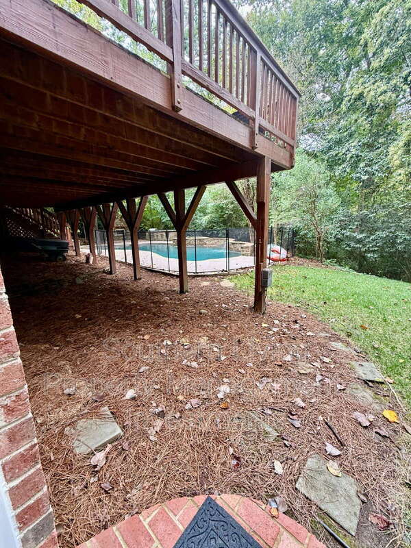 Building Photo - 1806 Asbury Hall Ct