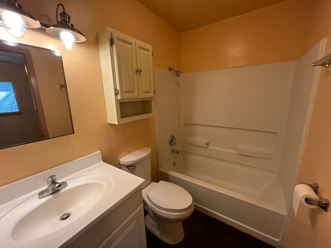 Building Photo - 7339 Hunters Land