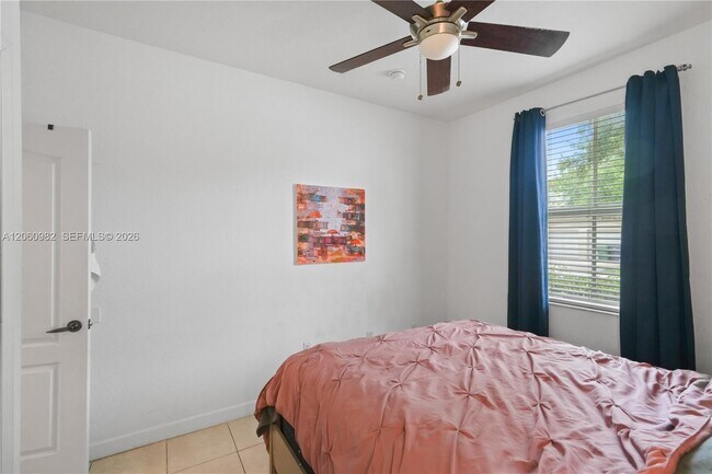 Building Photo - 8741 NW 110th Ave