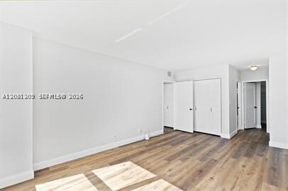 Building Photo - 2500 Parkview Dr