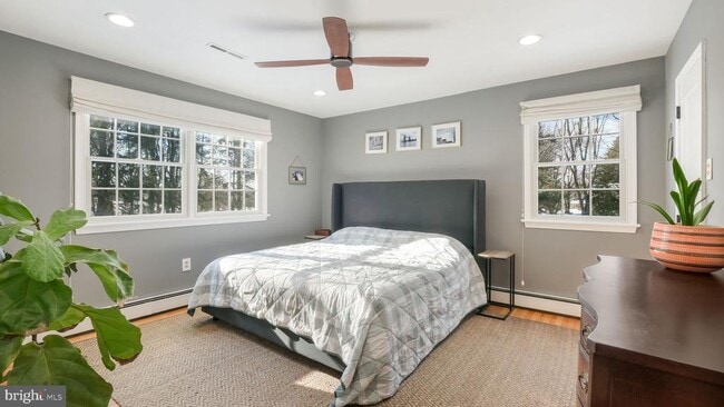 Building Photo - 154 Ash Way