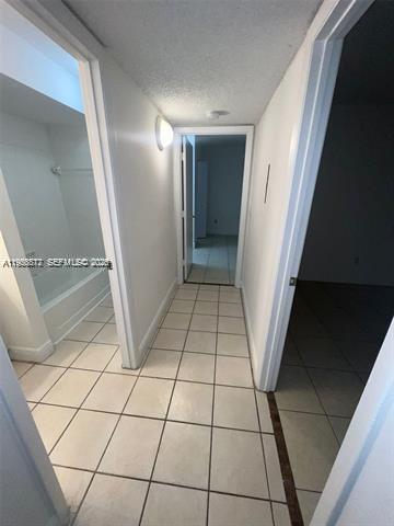 Building Photo - 1257 SW 46th Ave