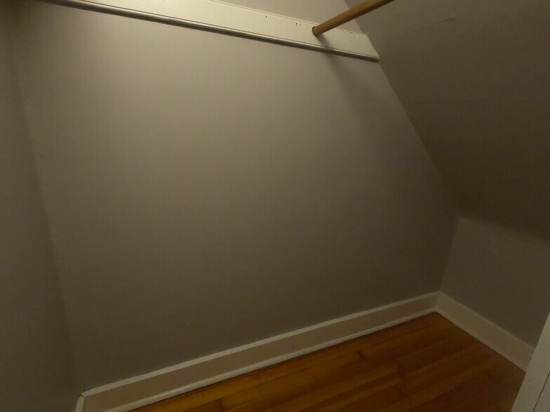 Walk in closet in room 1 - 52 Grove Ave