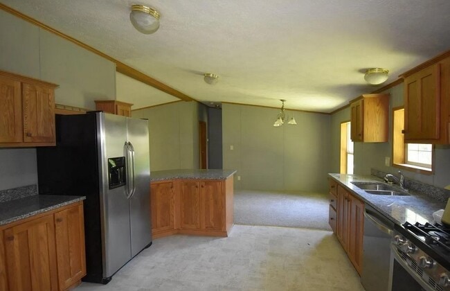 Building Photo - 516 Pearl Ave