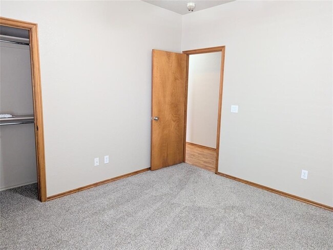 Building Photo - 1629 SW 31st St