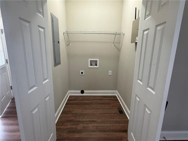 Building Photo - 618 Liberty Pk Dr