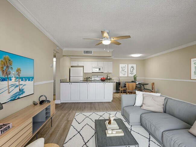 Building Photo - 5303 Summerlin Rd
