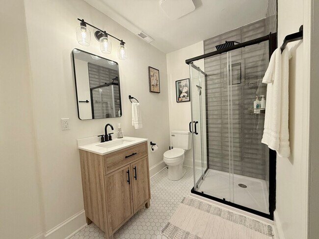 Building Photo - 2936 Oceola St