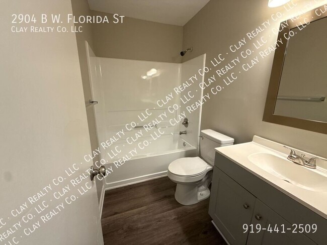 Building Photo - 2904 W Florida St