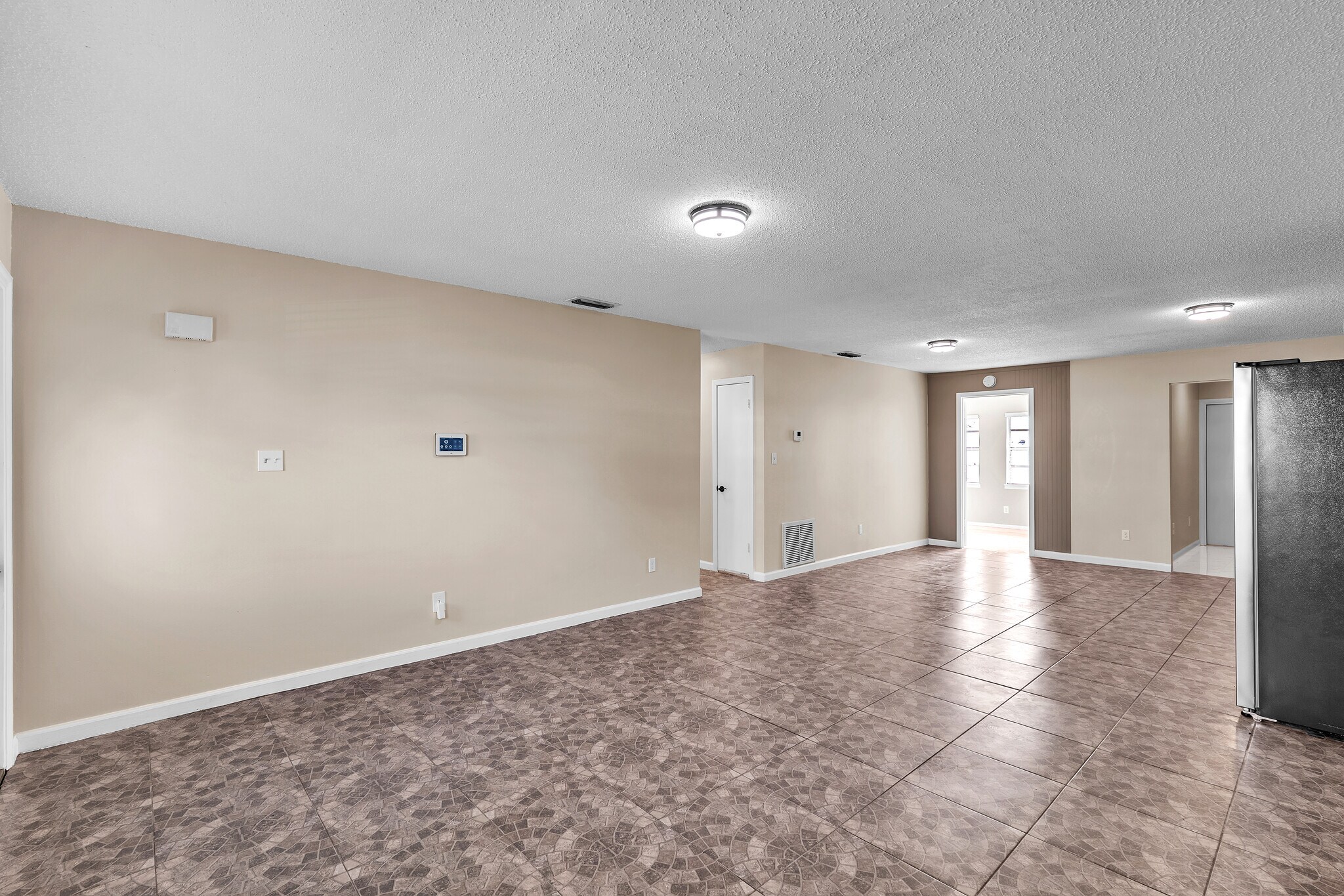Building Photo - 2809 Jefferson Pky