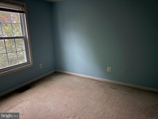 Building Photo - 14431 Gringsby Ct