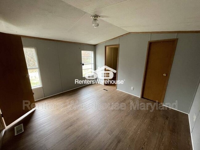 Building Photo - 159 Waibel Rd