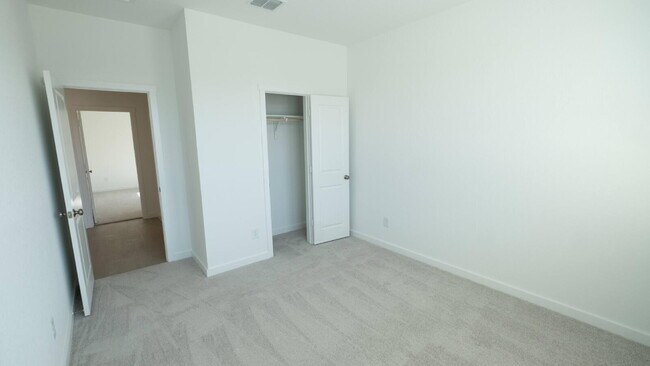 Building Photo - 9415 Dassler Spgs