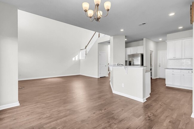 Building Photo - Meticulous 3 Bedroom Home in Lindera Prese...