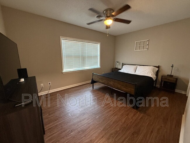 Building Photo - 9921 Pulaski Pike